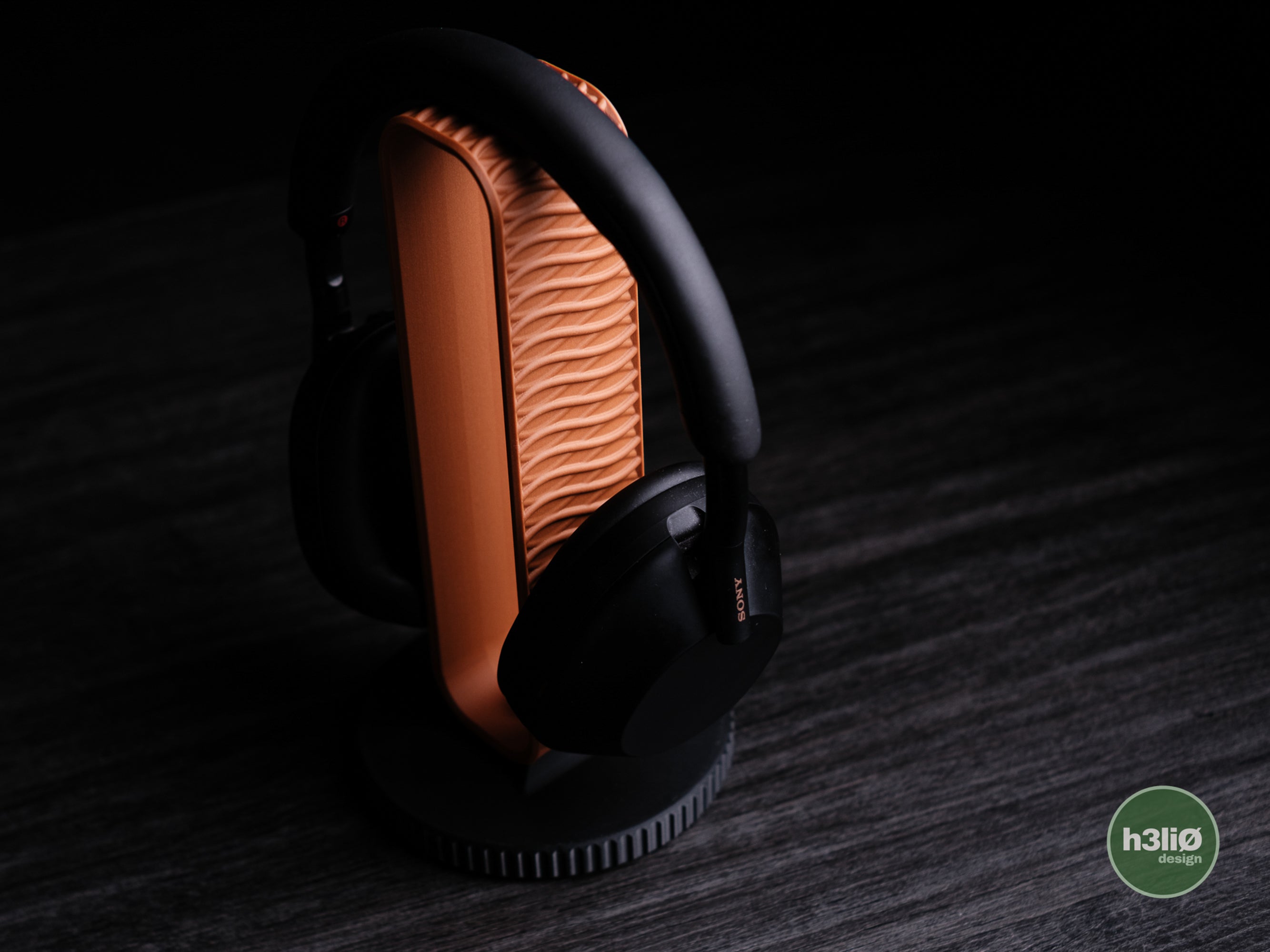 Lumo Headphone Stand