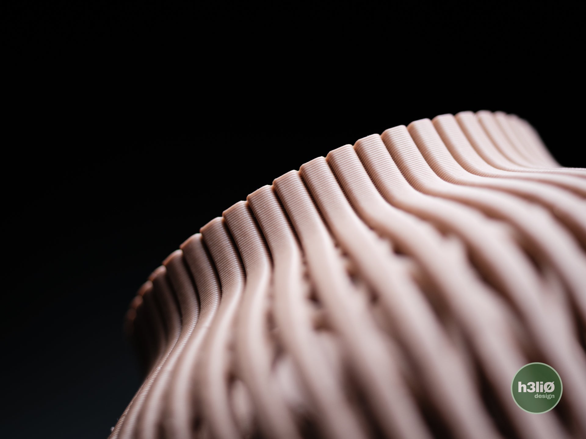 Vellis Vase