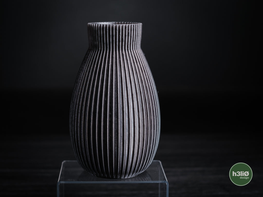 Obscura Vase