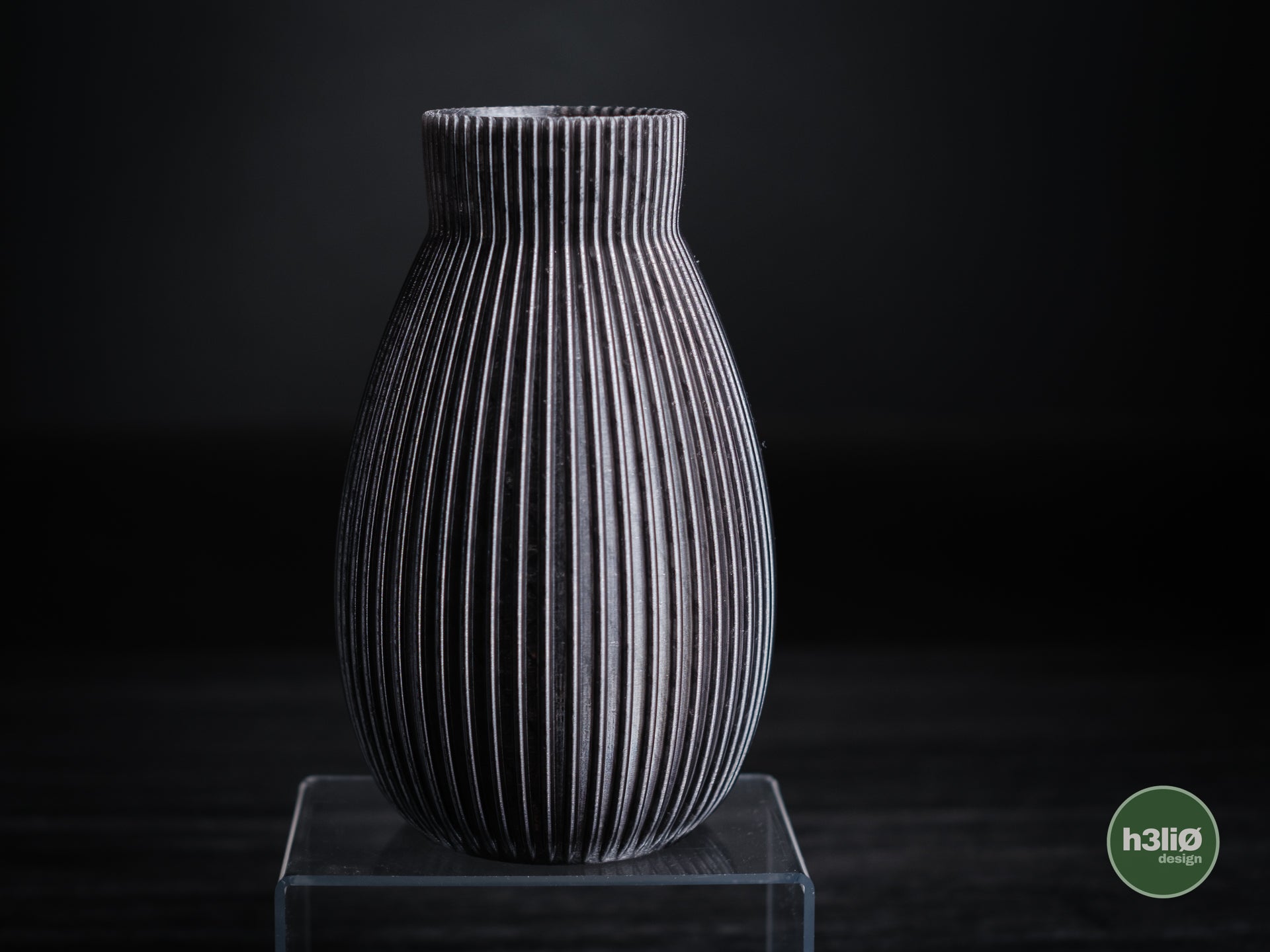 Obscura Vase