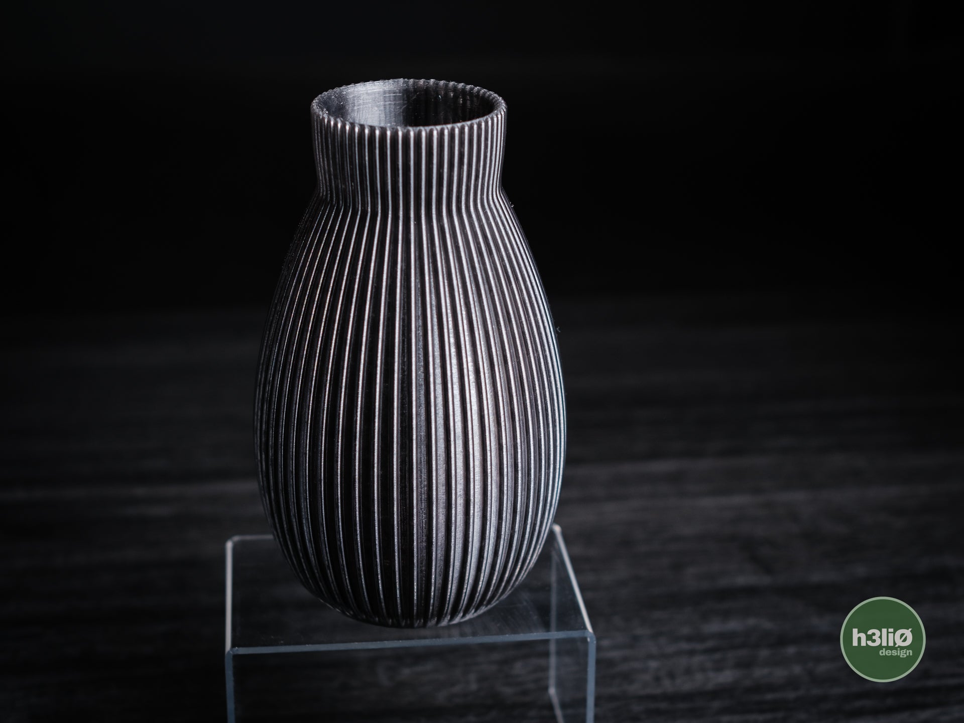 Obscura Vase